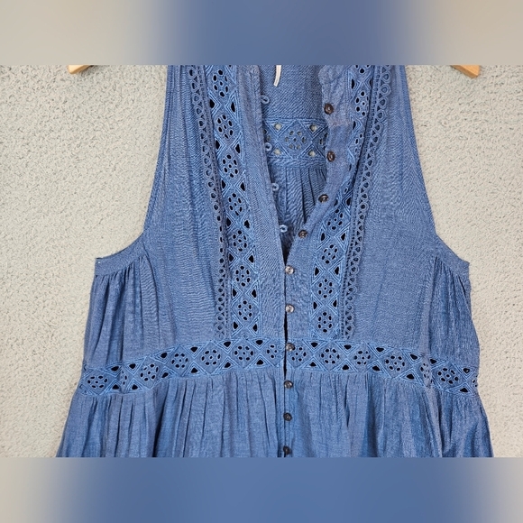 Free People Womens Tunic Sz S Blue Eyelet Trim Button Front Boho Beachy Vacation - Picture 4 of 13
